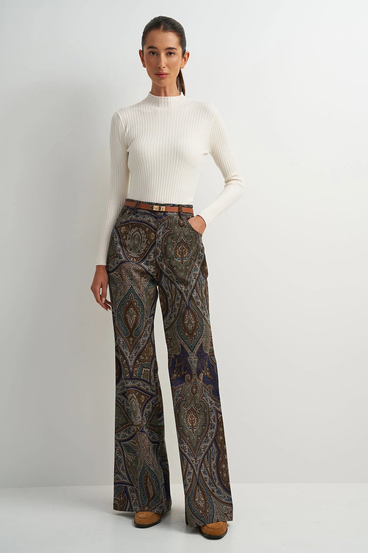 Farah Pant - Navy Paisley