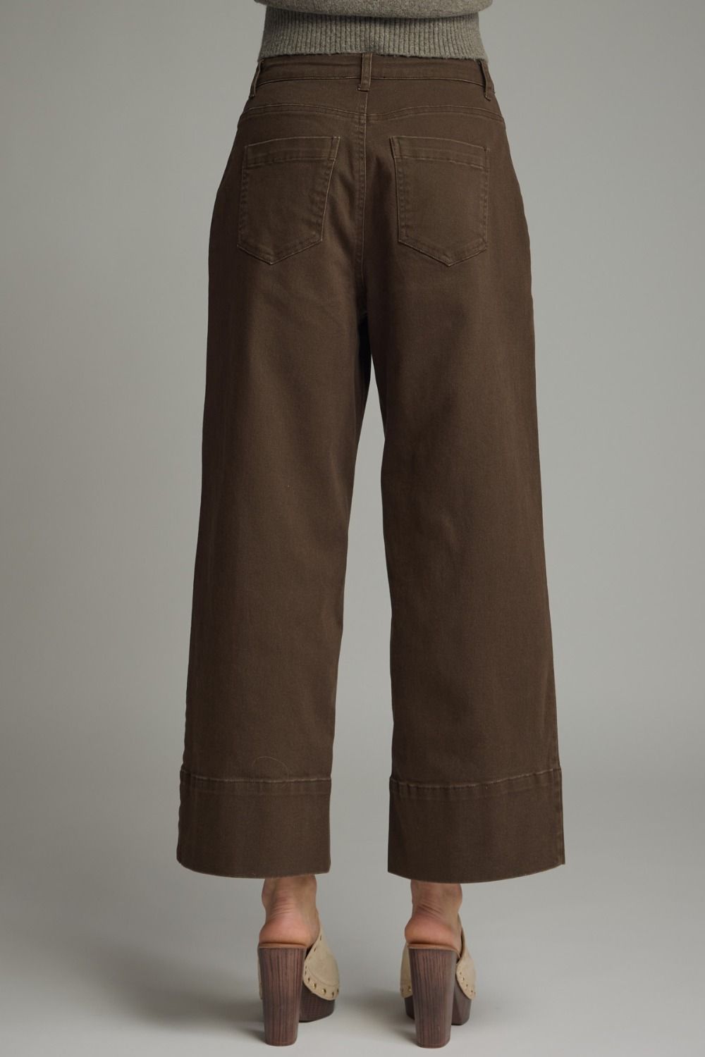 Front Pocket Pleated Pant