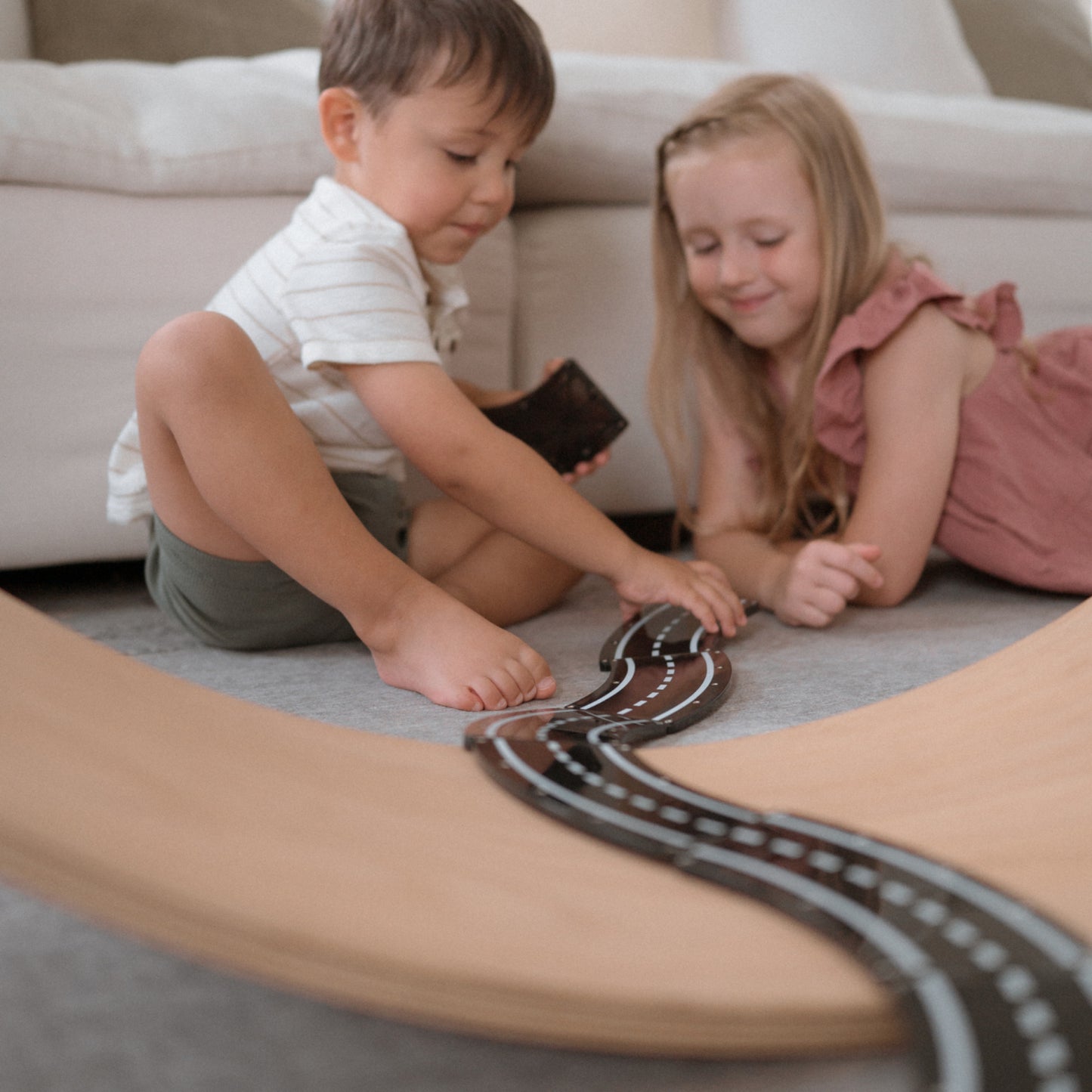 Magna-Tiles XTRAS: Roads 12-Piece Set