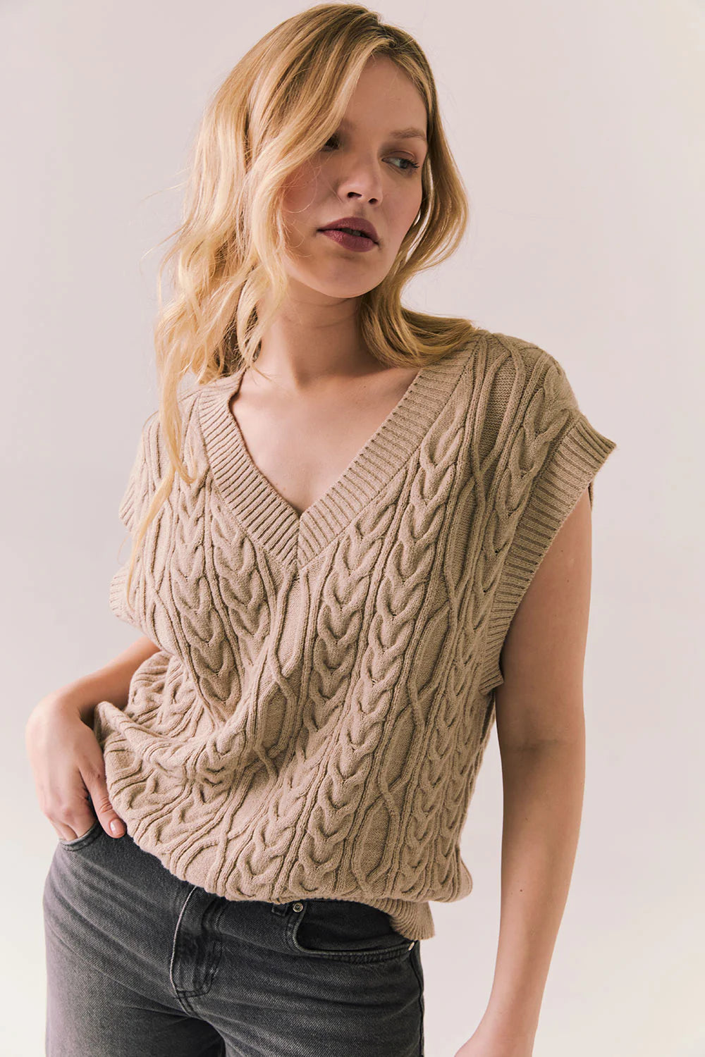 Gaya Heather Oatmeal Sweater Vest