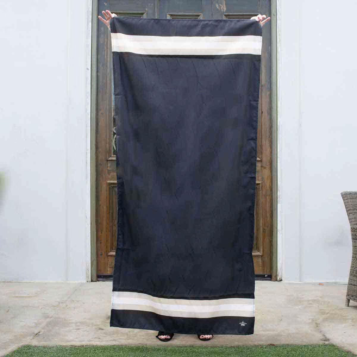 Curaco Beach Towel In Black