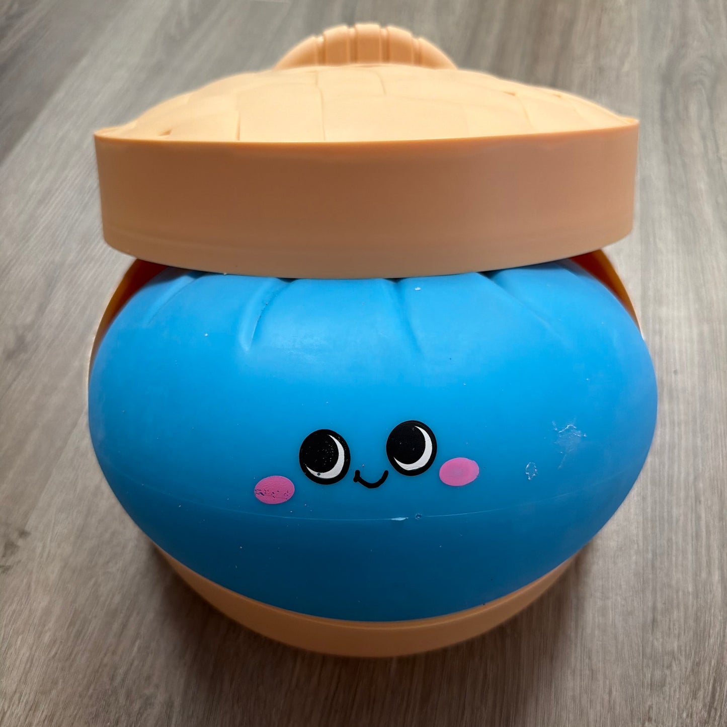 11.75" Jumbo Squish & Stretch Dumpling