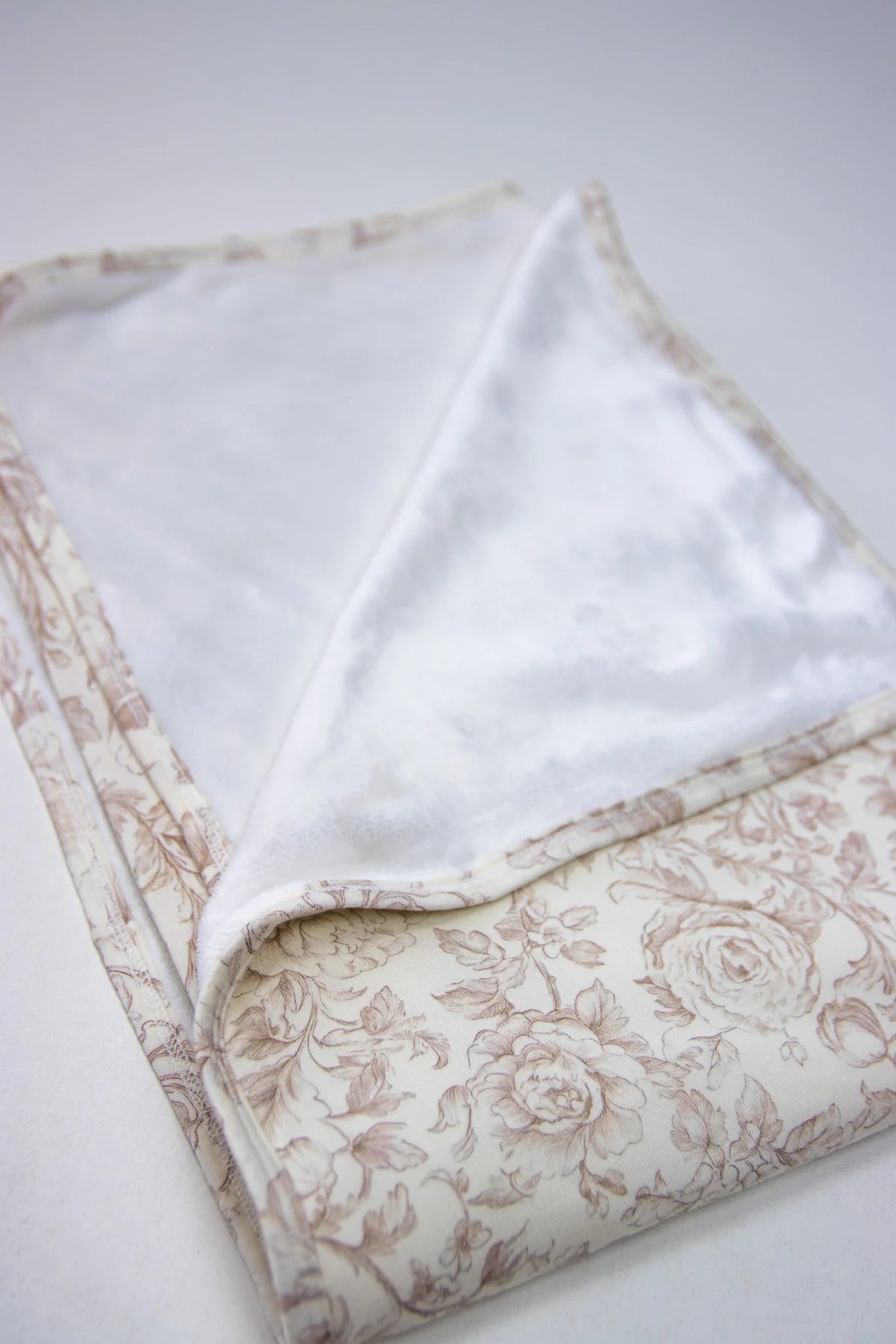 Vine Vine Swaddle Blanket