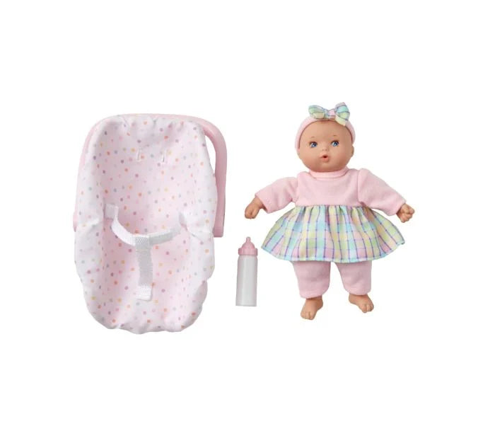 Little Cuties 8-inch On The Go Playset