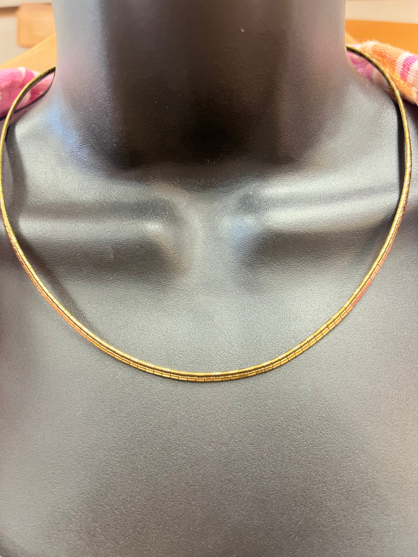 BOARDWALK OMEGA NECKLACE