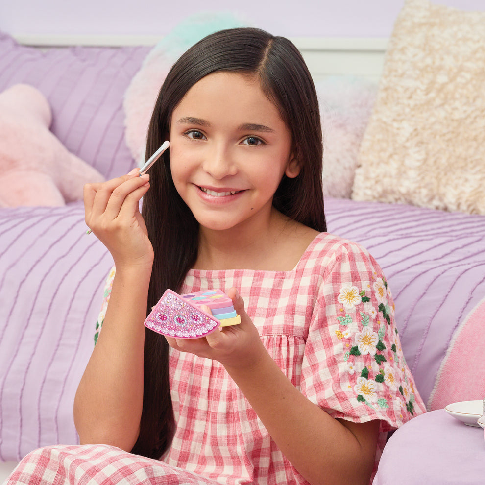 That Take The Cake! Cosmetic Palette