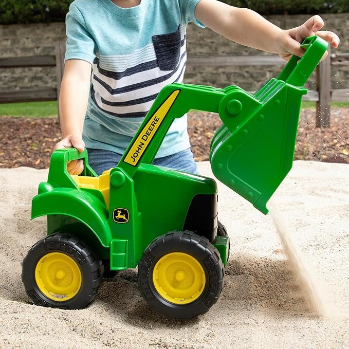 Big Scoop Tractor 15”