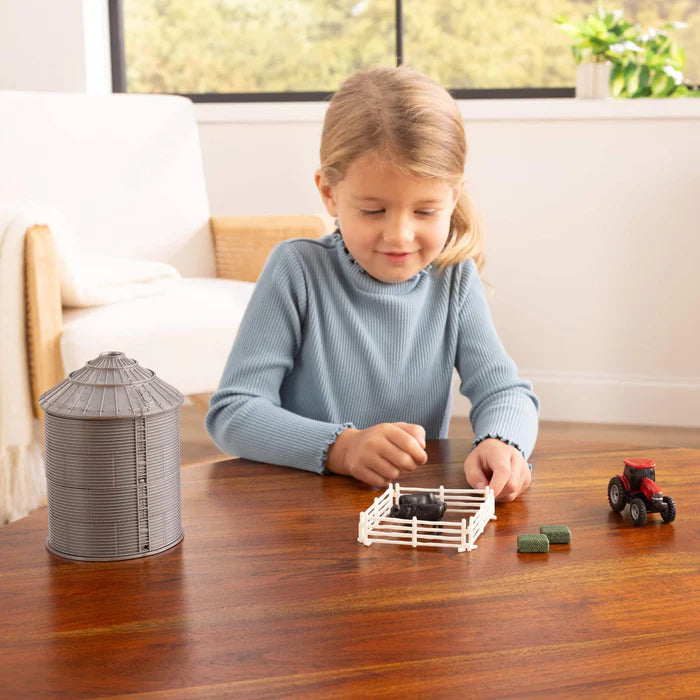 1/64 Case IH Grain Bin Set