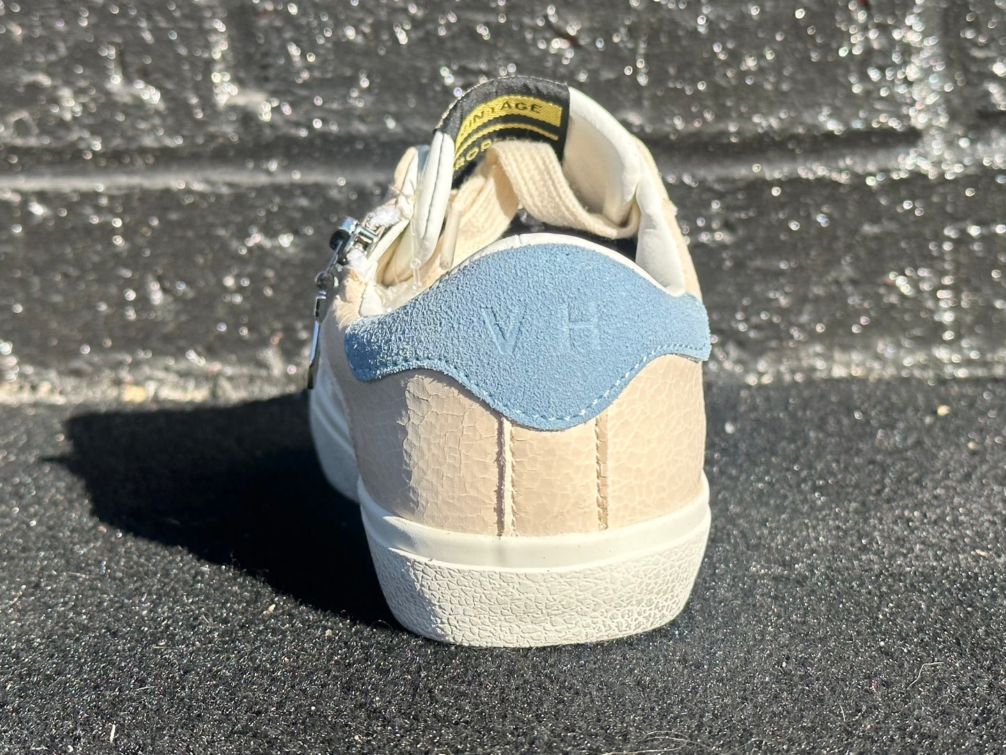 White Blush Multi