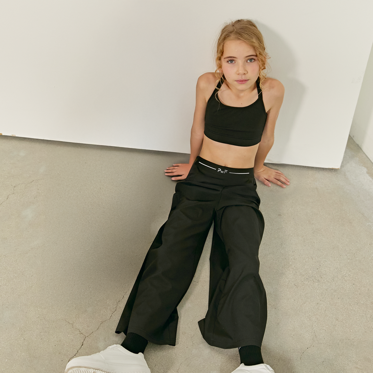 Black Airflow Wide Leg Pant