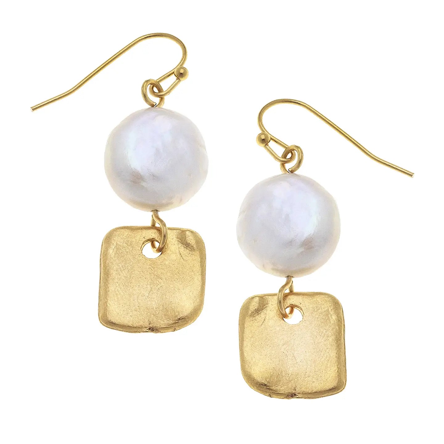 Gold With Freshwater Pearl Earring
