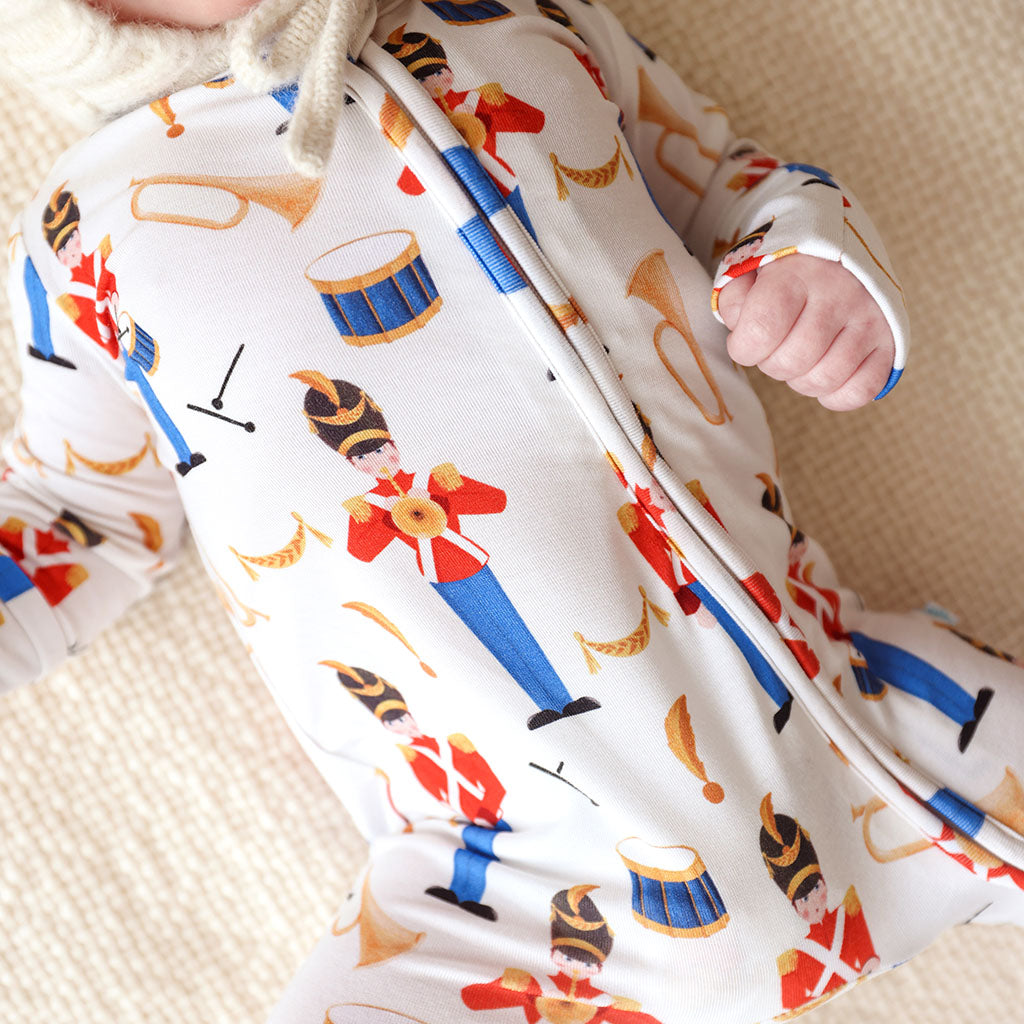 Bastian Zip Footie