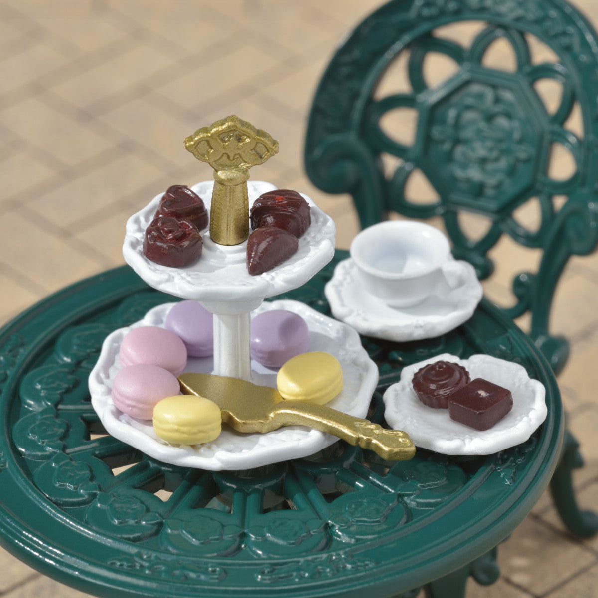 Tea and Treats Set