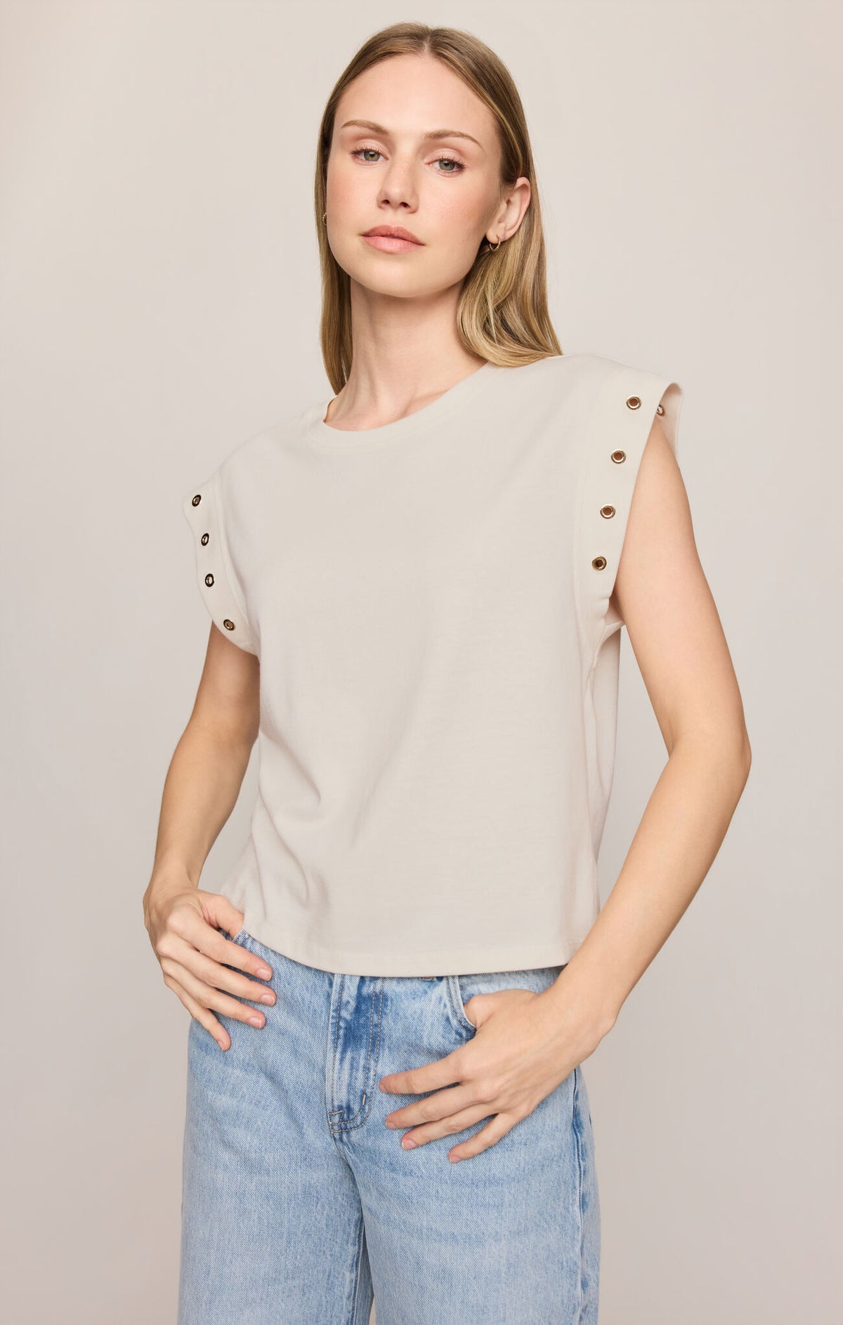 Camino Grommet Tee