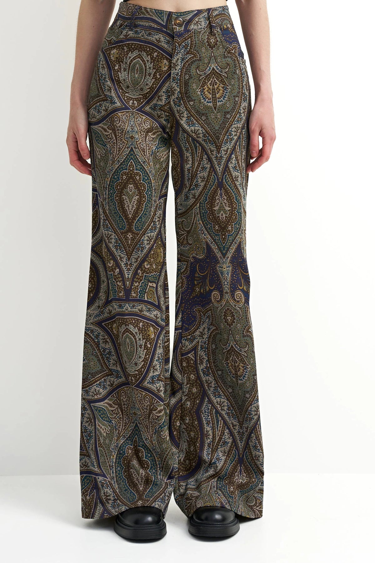Farah Pant - Navy Paisley