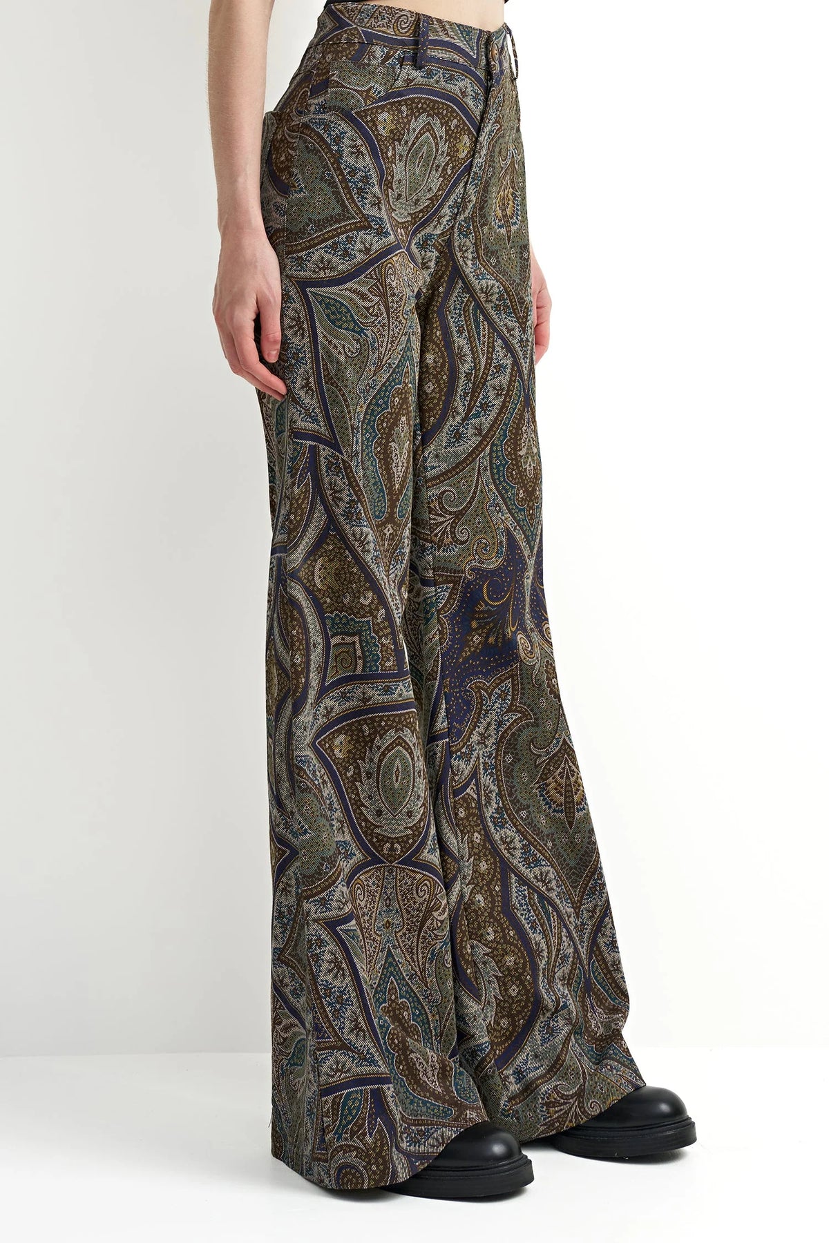 Farah Pant - Navy Paisley
