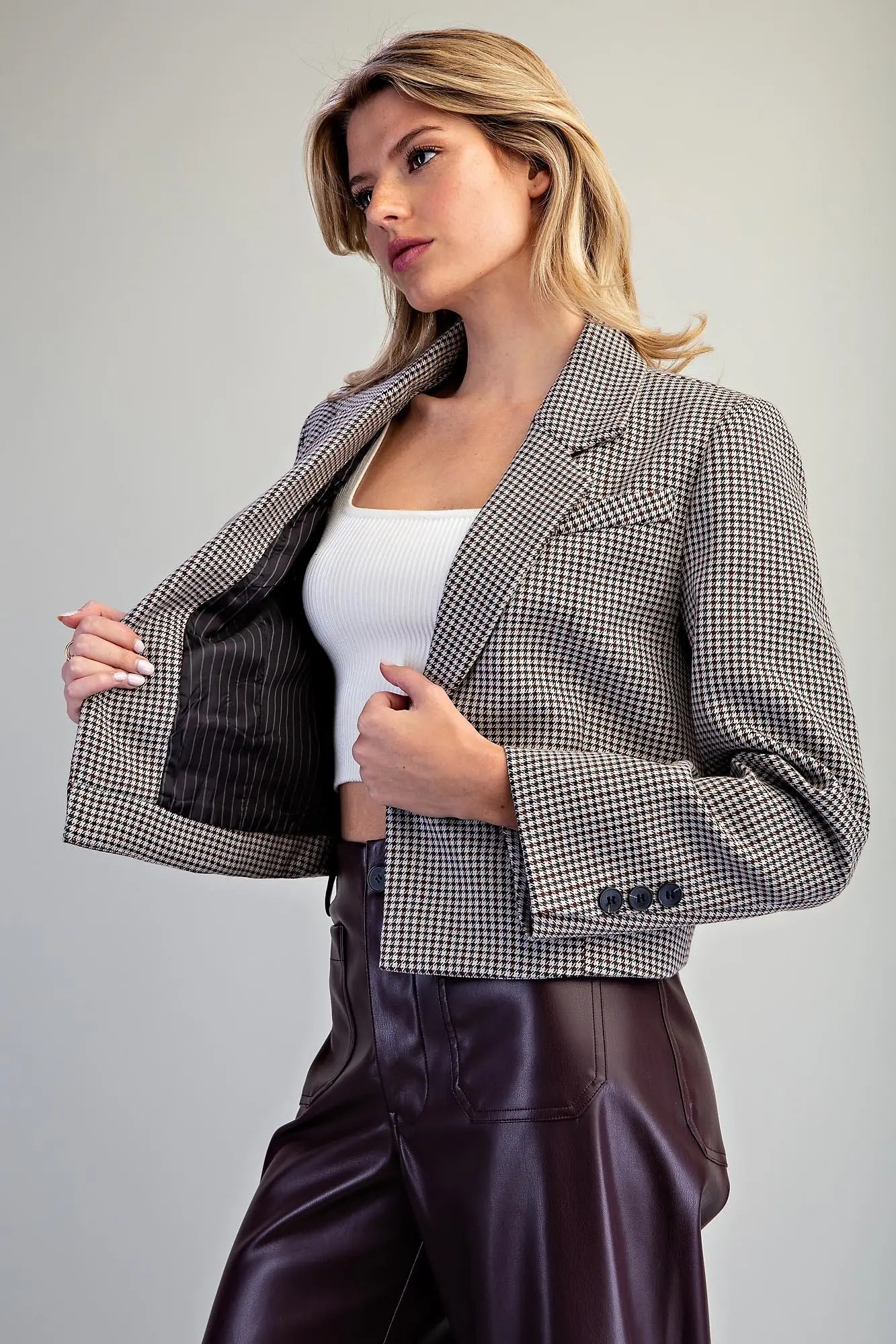 Houndstooth Cropped Blazer