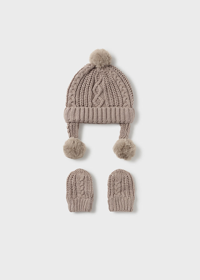 Brown Hat/Mitten Set