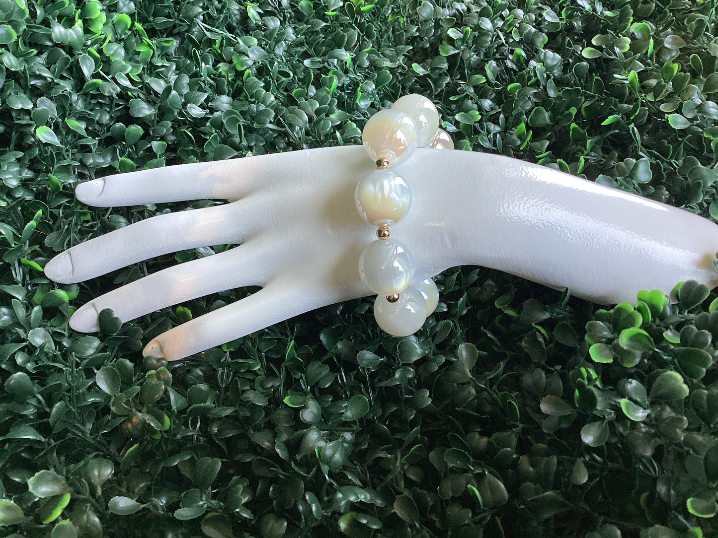 Acrylic Beaded Bracelet in Iridescent White with Small Gold Accents