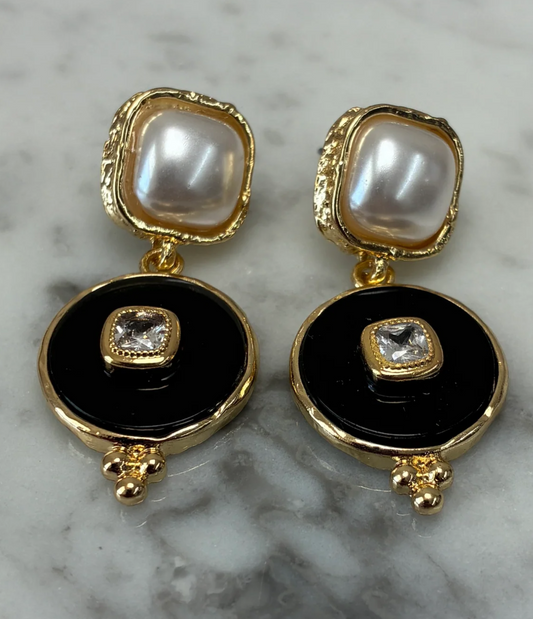 Pearl Dangle Medallion Earring