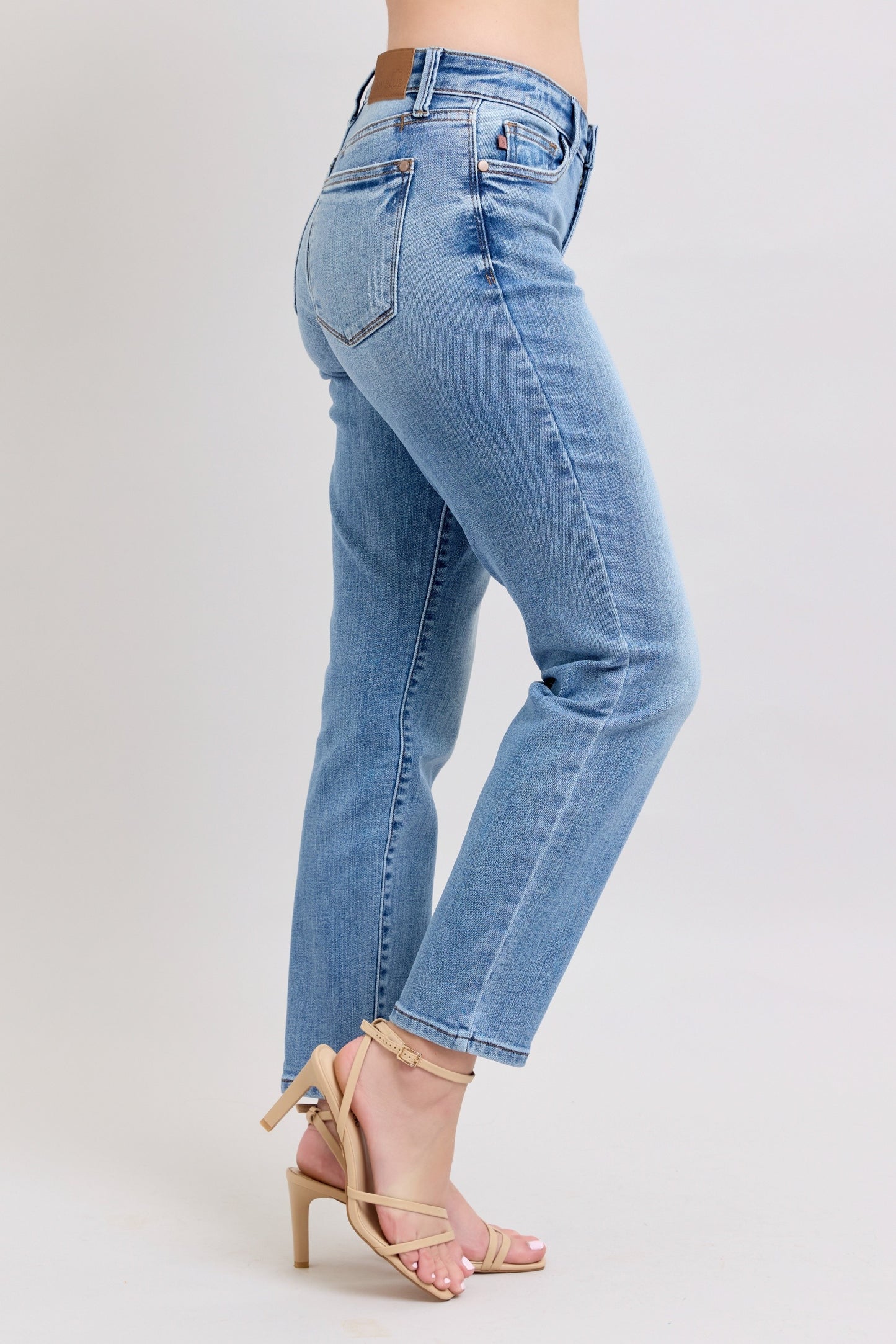 Mid Rise Vintage Wash Slim Fit With Cell Phone Pocket