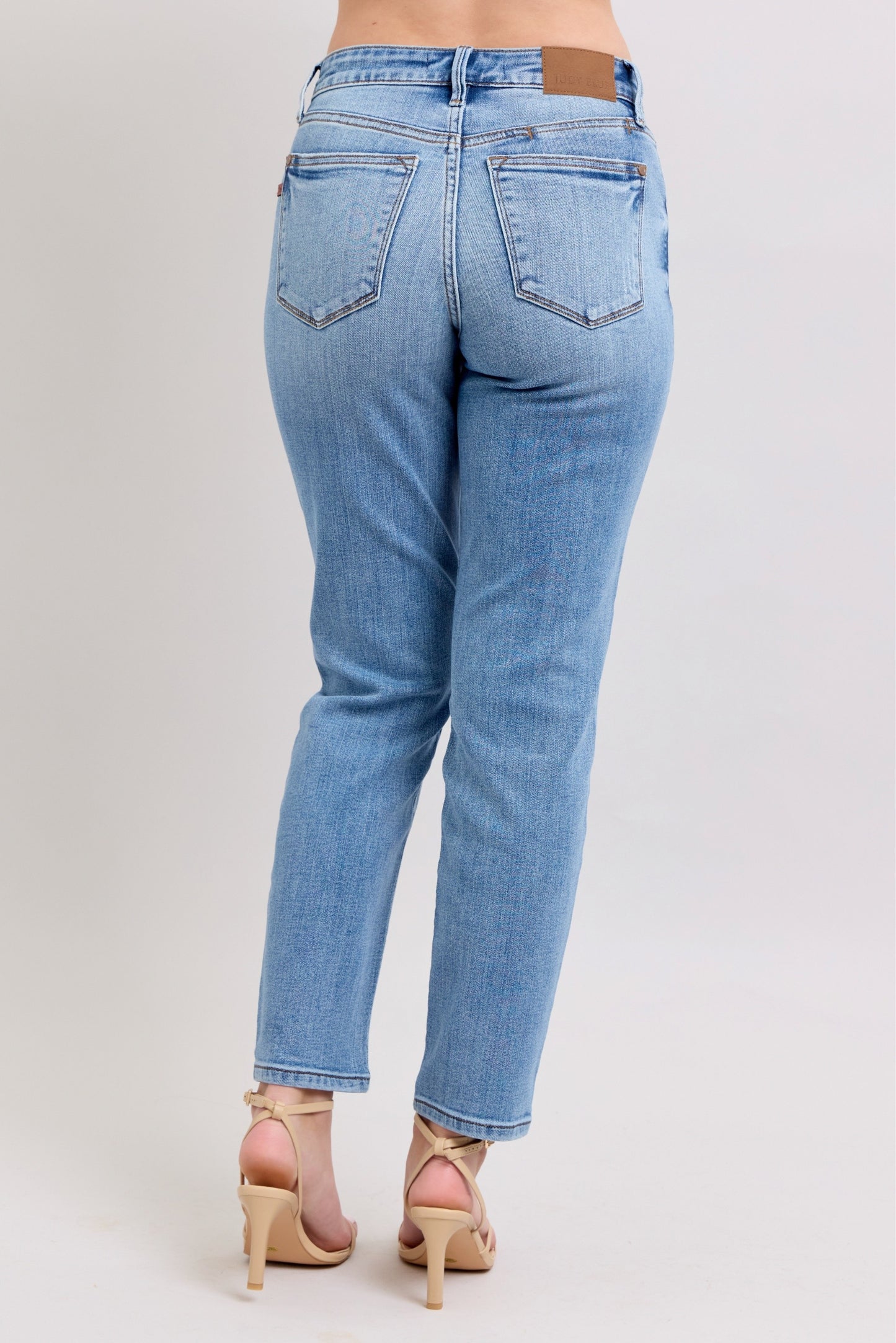 Mid Rise Vintage Wash Slim Fit With Cell Phone Pocket
