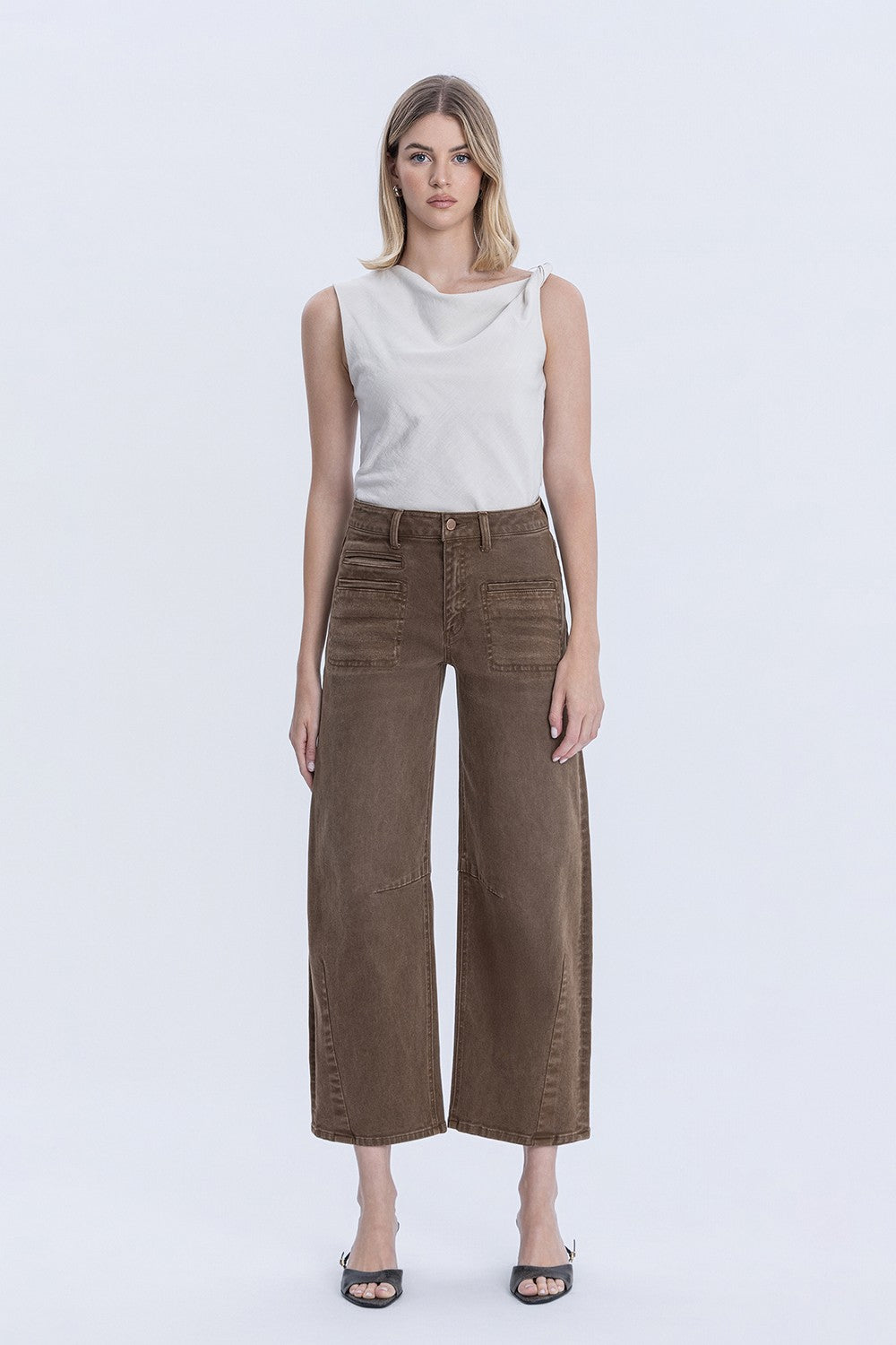 High Rise Barrel Jean In Coffee