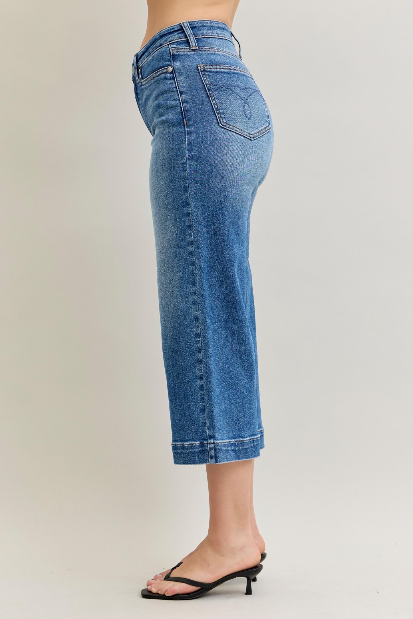 Mid Rise Wide Crop Vintage Jean