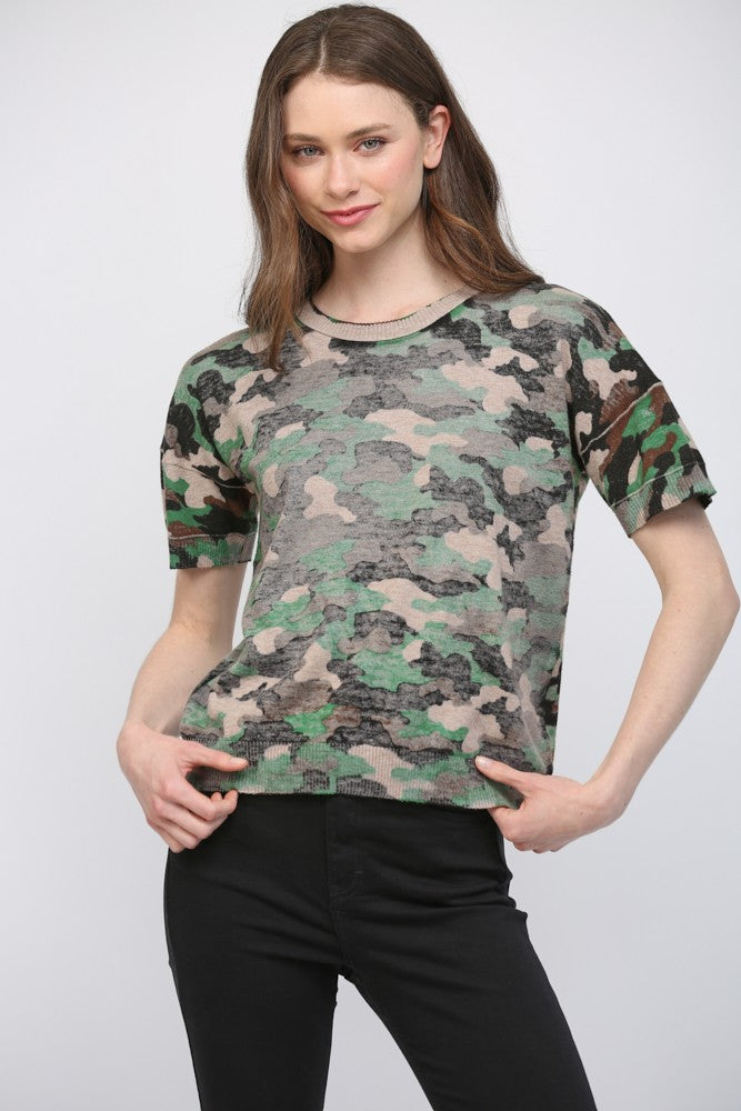 Printed Crew Neckline Short Sleeve Sweater - Camo