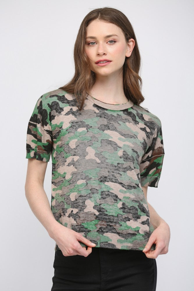 Printed Crew Neckline Short Sleeve Sweater - Camo
