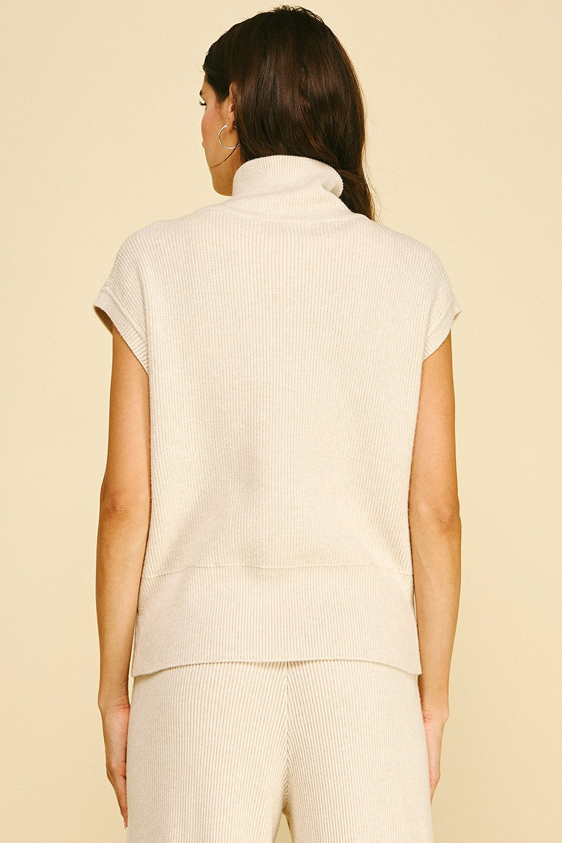 Mock Neck Zip Up Sweater - Oatmeal