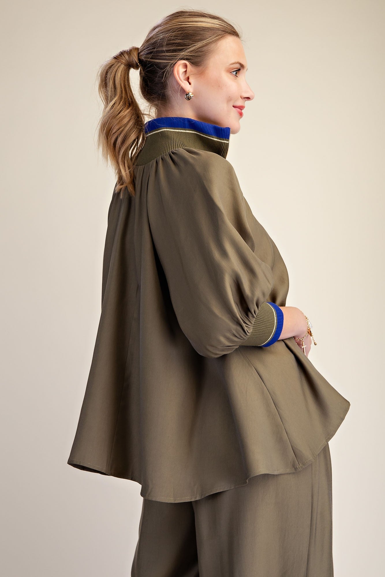 Band Puff Sleeve Blouse - Olive
