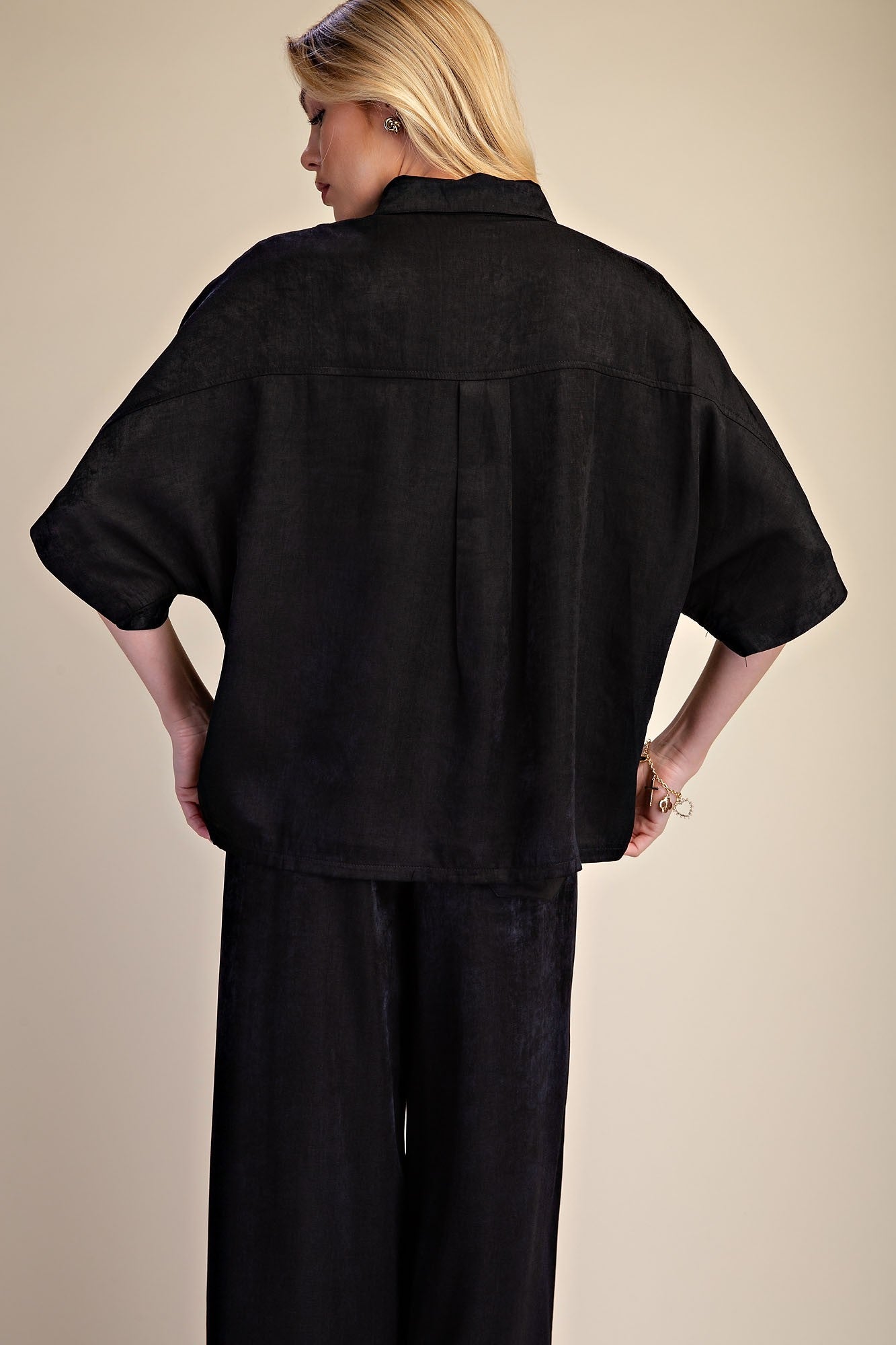 Button Down Flowy Top - Black