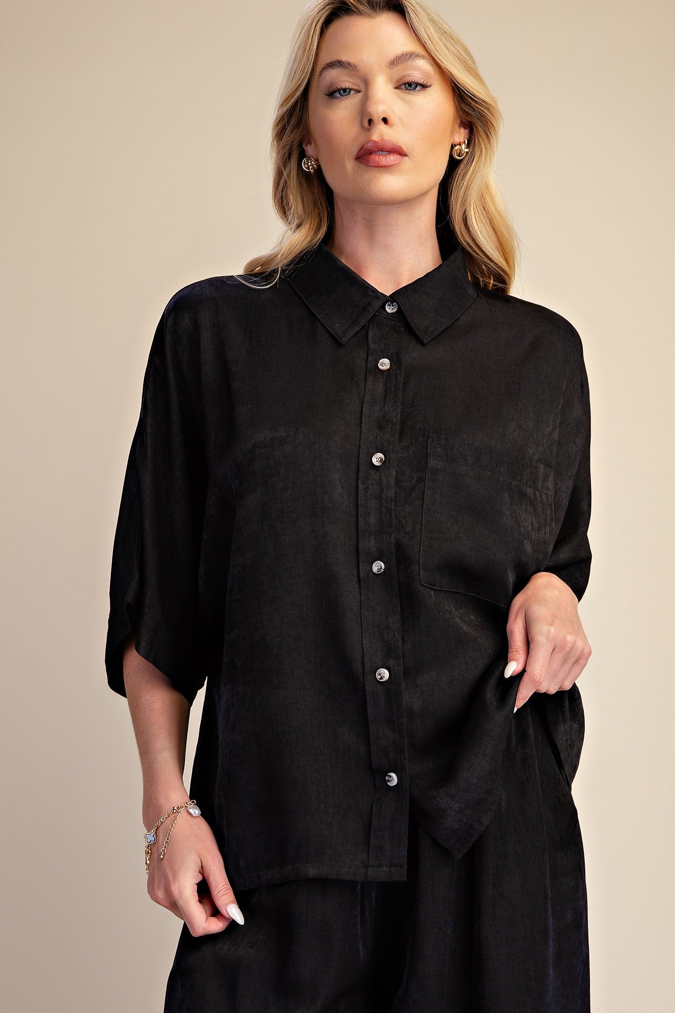 Button Down Flowy Top - Black