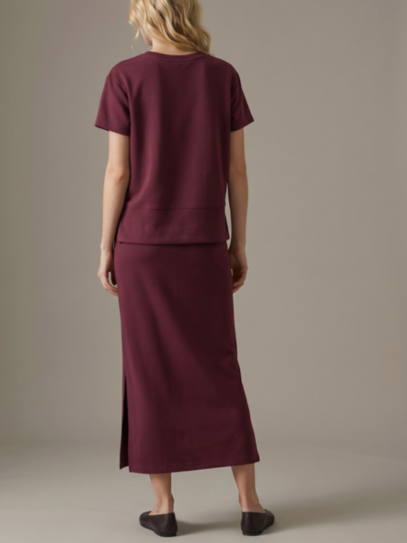 Chic Layered Soft Dress with Knit Top