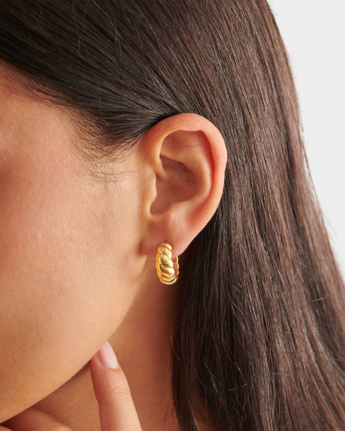 Harper Twist Hoop Earrings