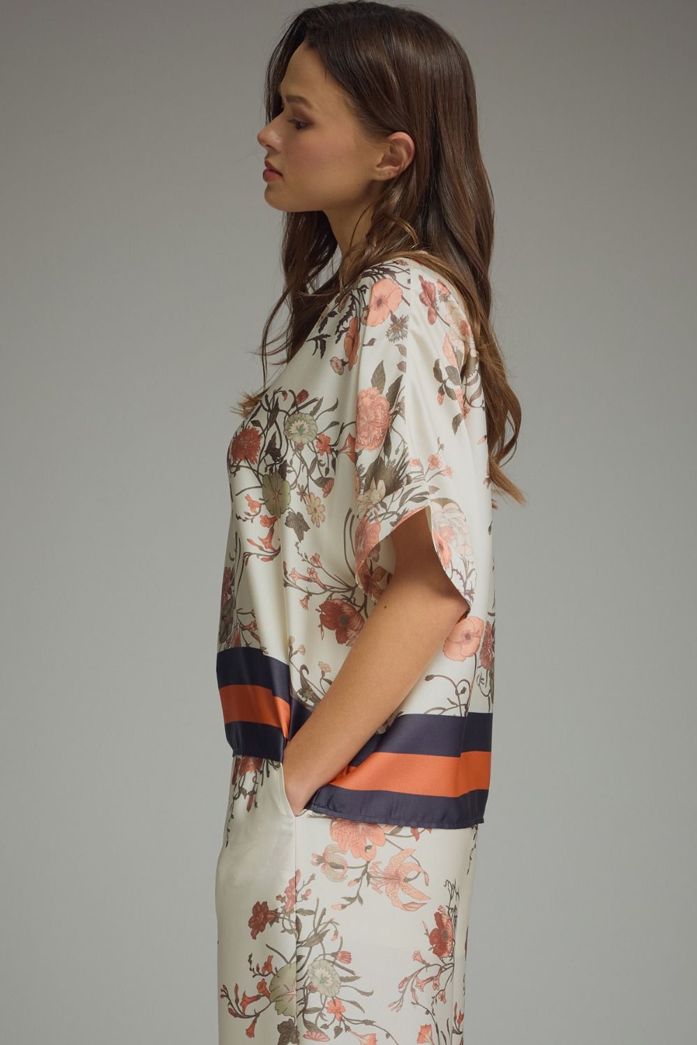 Ivory Floral V Neck Pant Set