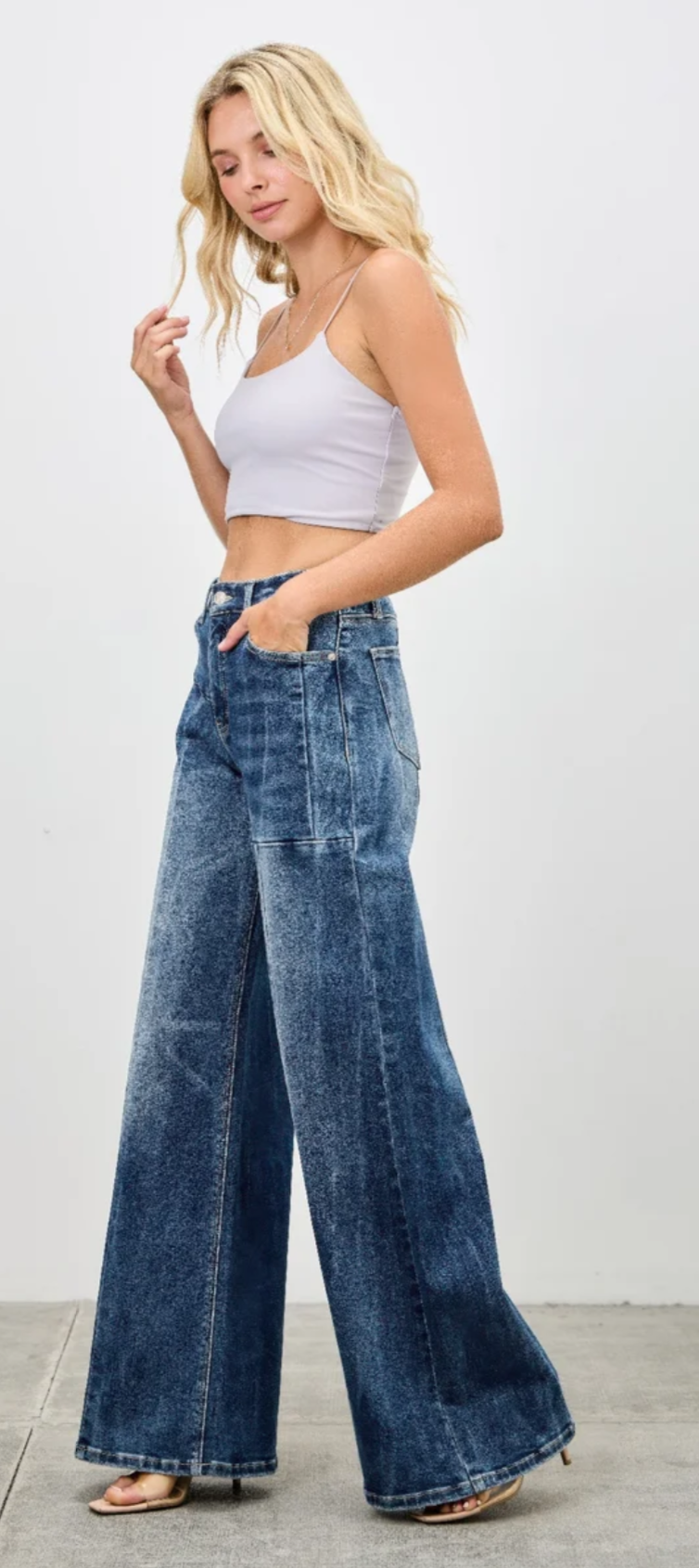Mid Rise Wide Leg