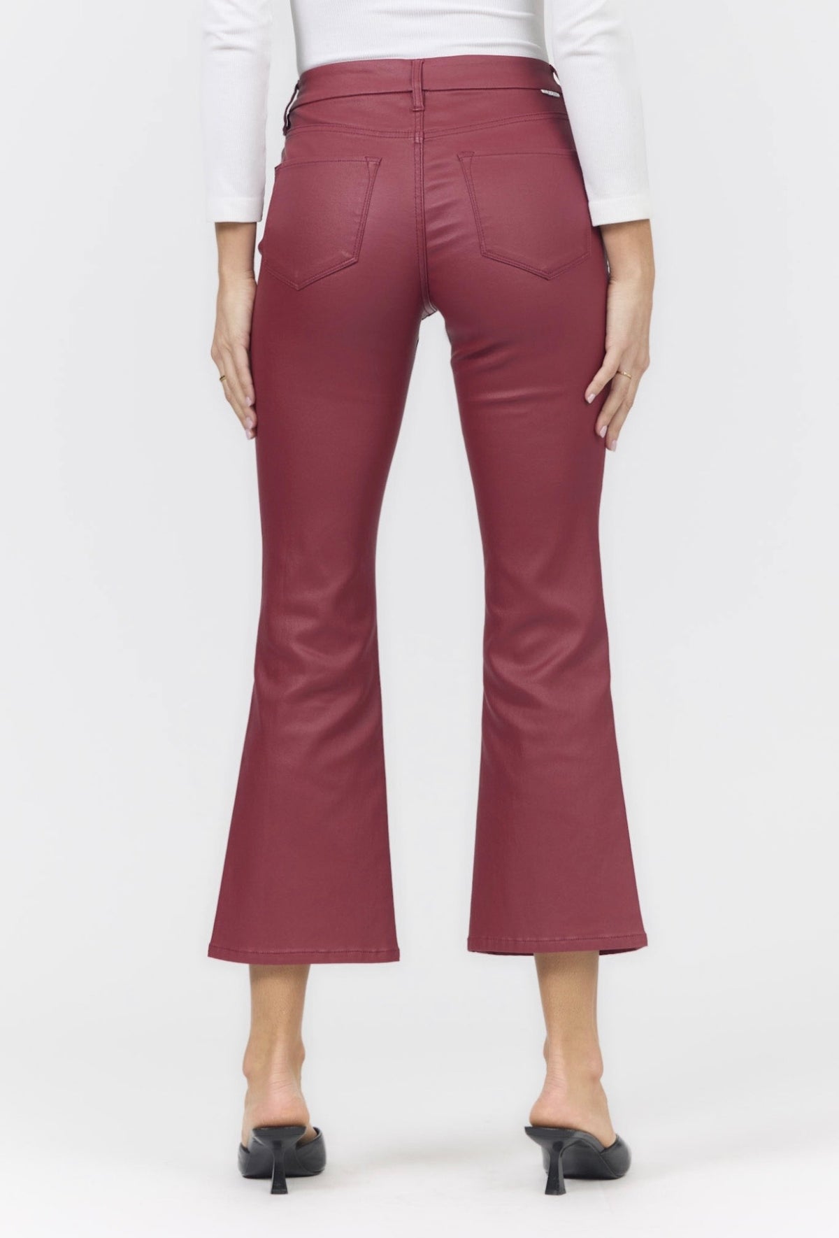Jeanne Pant - Garnet