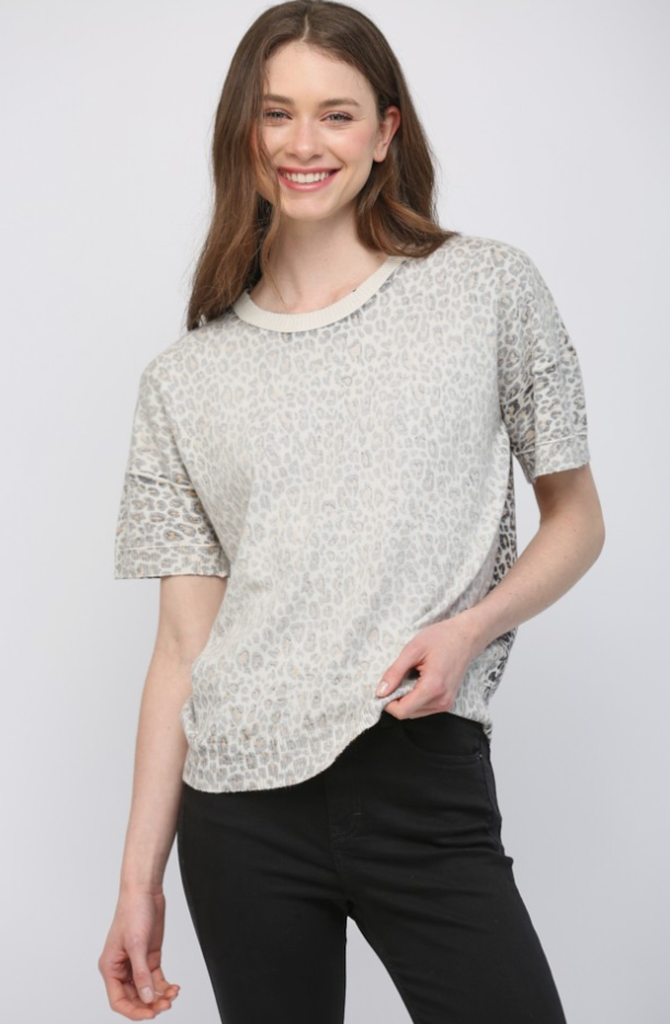 Printed Crew Neckline Short Sleeved Sweater