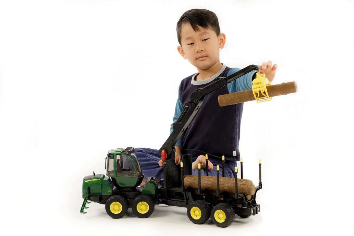 09805 John Deere 1210E Forwarder