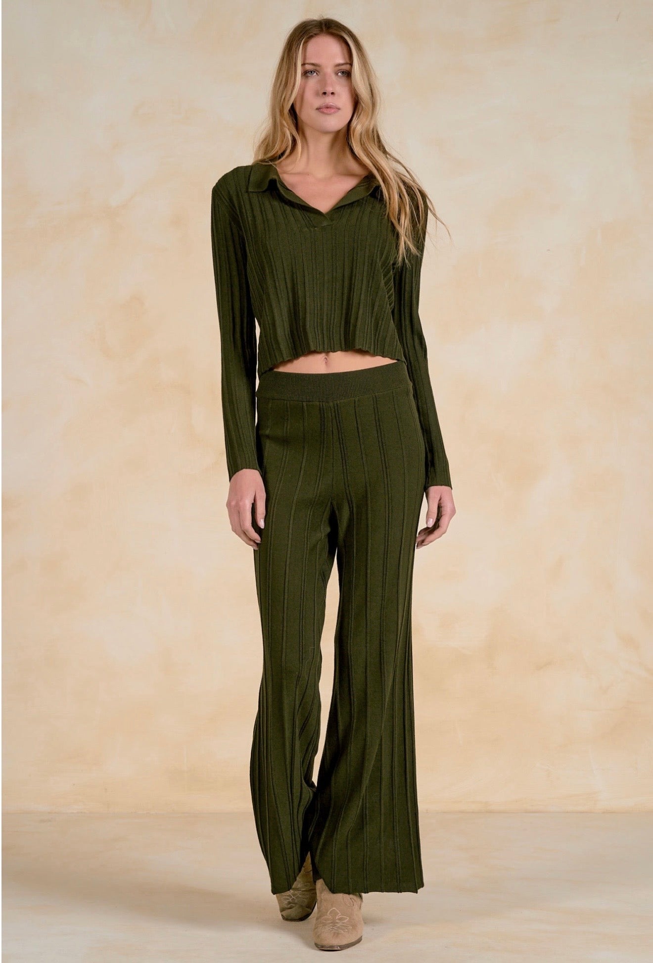 Ribbed Pull On Pant