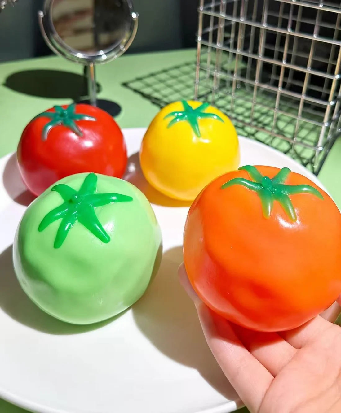 Vaseline Tomato