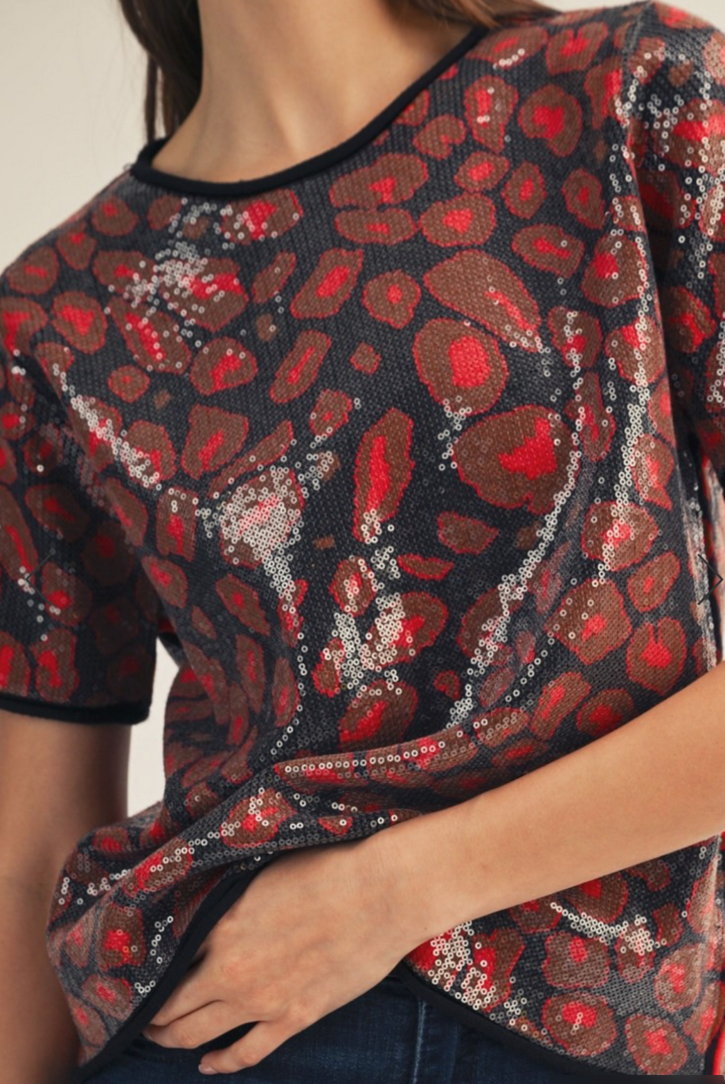 Rolled Edge Detail Sequins Covered Leopard Sweater