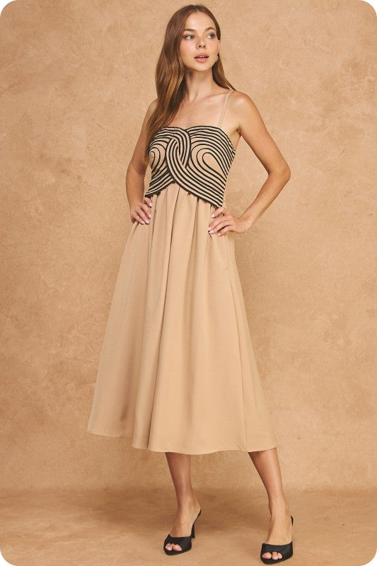 Contrast Swirl Detail Midi Dress