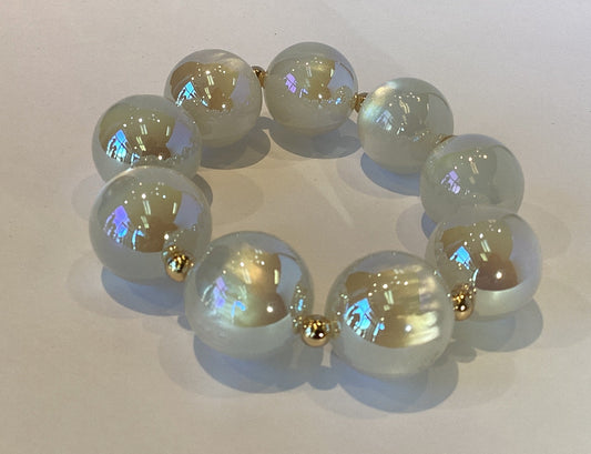 Acrylic Beaded Bracelet in Iridescent White with Small Gold Accents