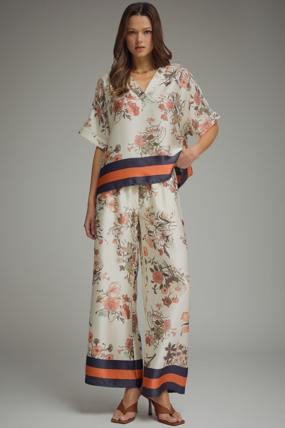Ivory Floral V Neck Pant Set