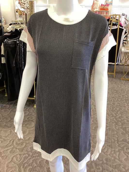 Black Ribbed Dress with Pocket