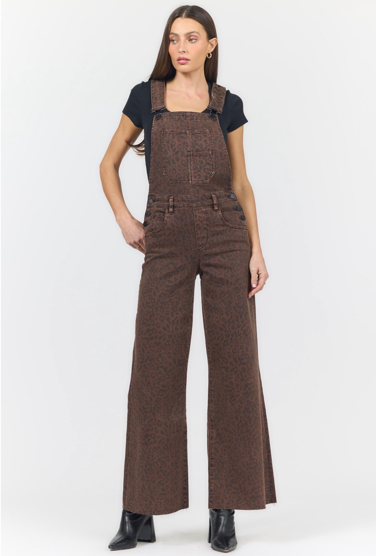 Fiona Overall - Brown Leopard