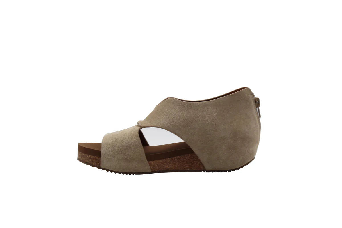 Gainsbourg Suede Sandal - Sand